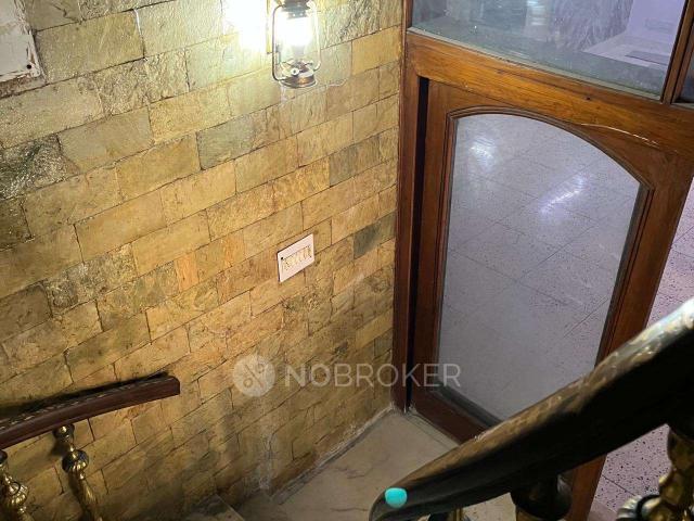 Property for rent in West Delhi, Deri