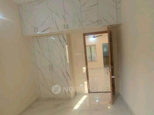 Property for rent in Alapakam, Tamil Nadu