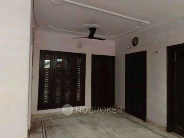 Property for rent in Hariana