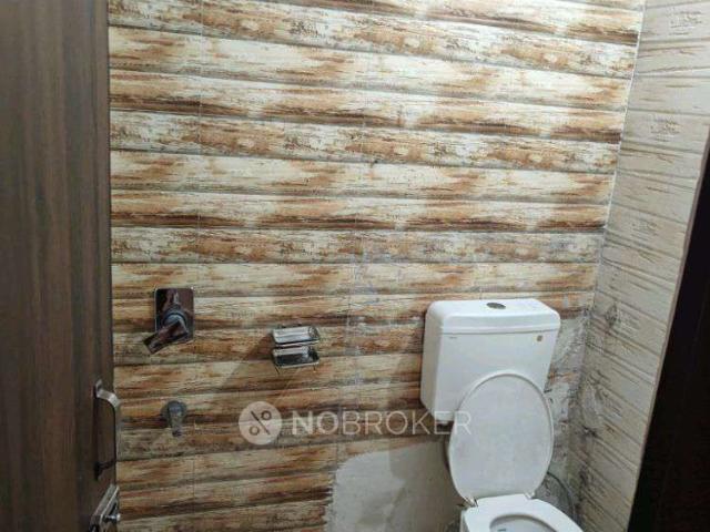 Property for rent in North West Delhi, Deri