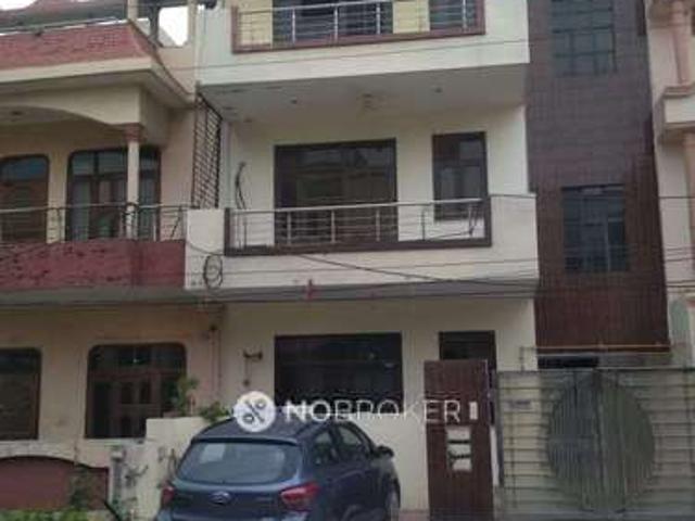 Property for rent in Hariana