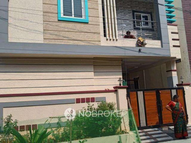 Property for rent in Saket, Hyderabad