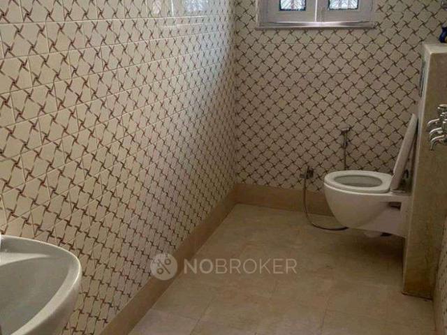Property for rent in North West Delhi, Deri