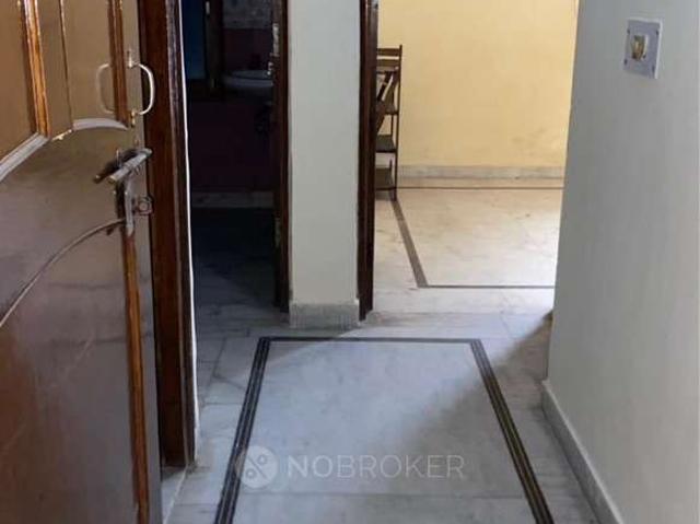 Property for rent in Deri