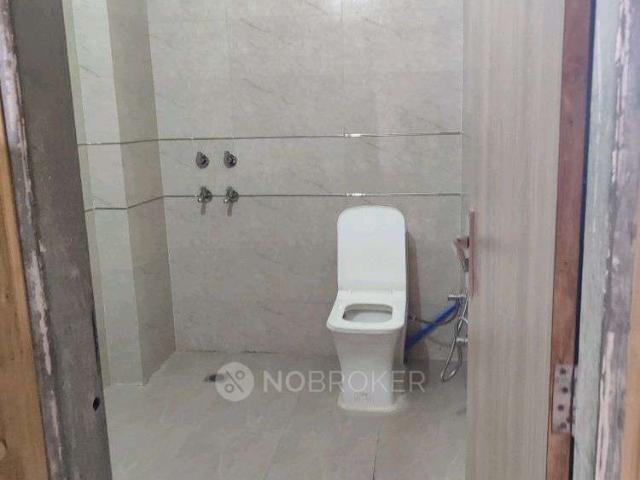 Property for rent in Hariana