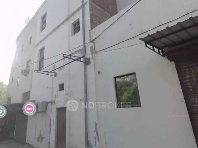 Property for rent in Sector 11, Faridabad