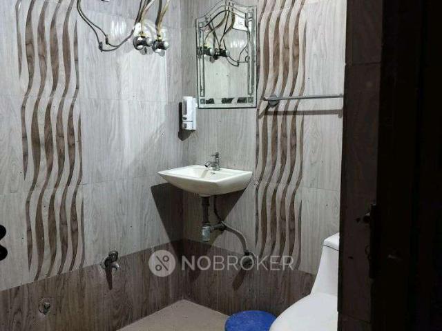Property for rent in Hariana