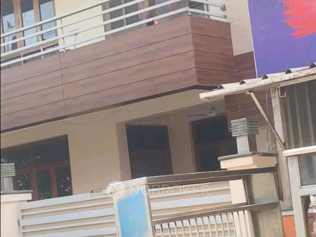Property for rent in Hariana