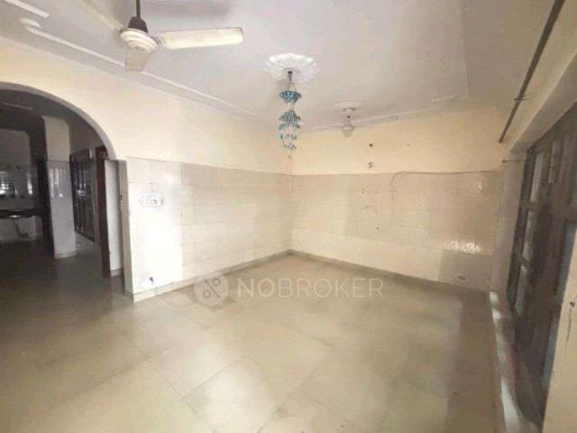 Property for rent in Hariana