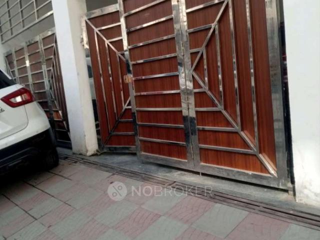 Property for rent in Hariana