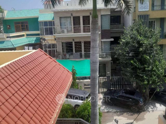 Property for rent in Hariana