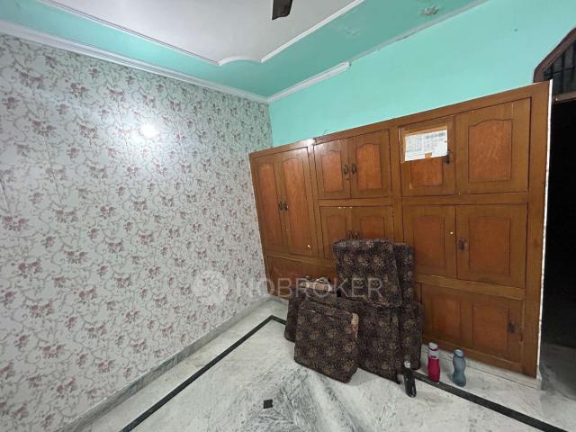 Property for rent in Hariana