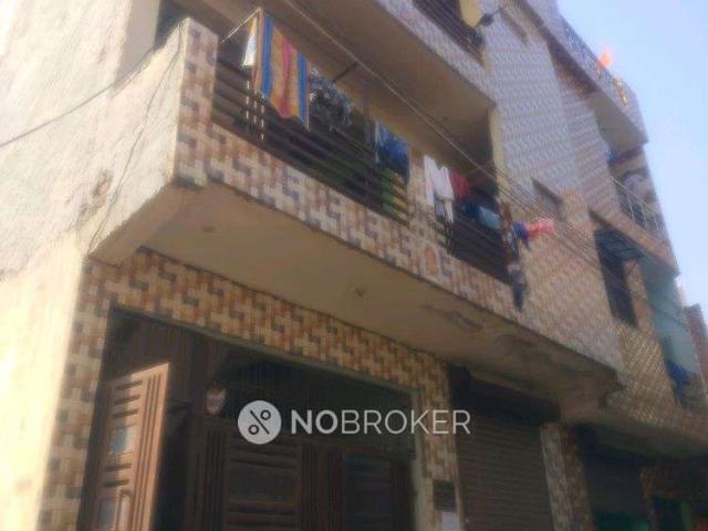 Property for rent in Hariana