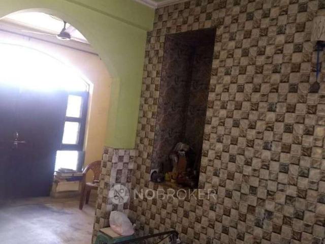 Property for rent in Hariana