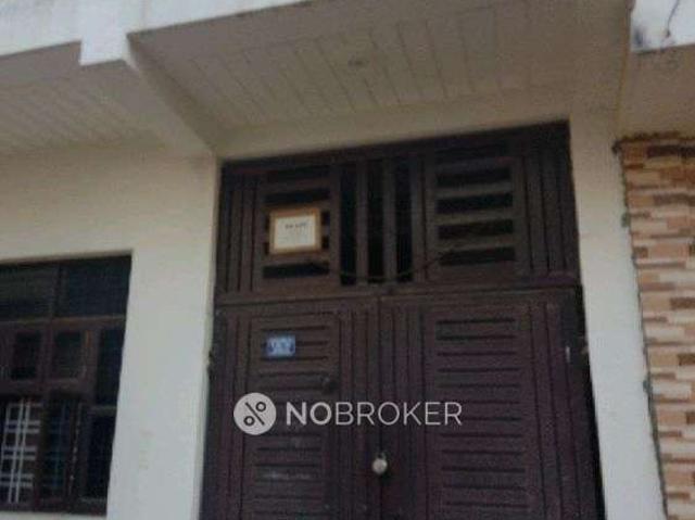 Property for rent in Hariana