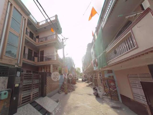 Property for rent in Hariana