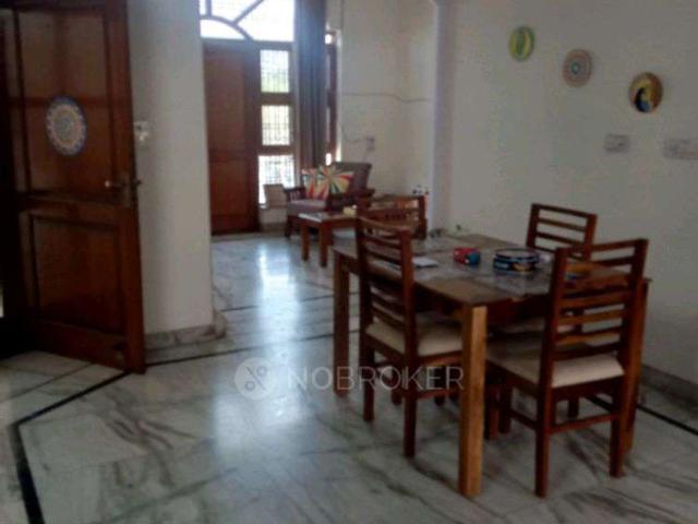 Property for rent in Hariana