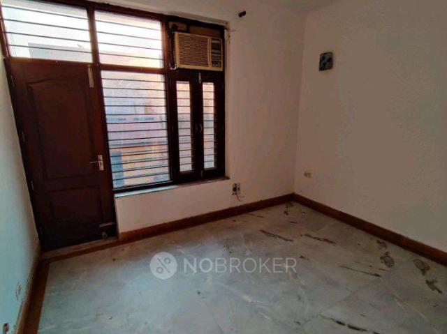 Property for rent in Hariana