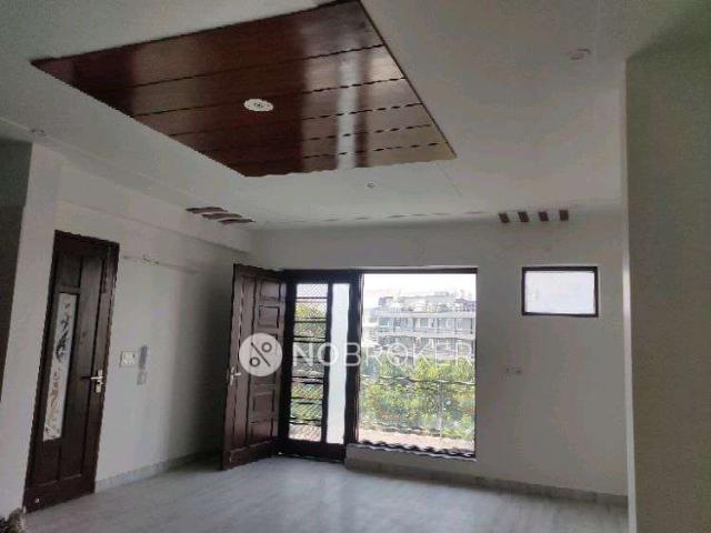 Property for rent in Hariana