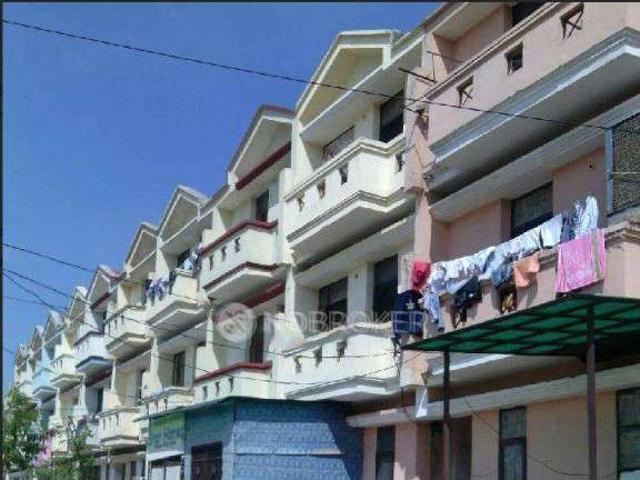 Property for rent in Hariana