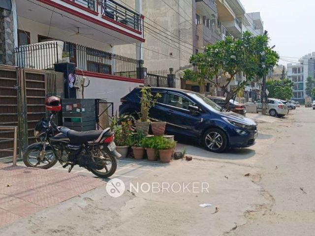 Property for rent in Hariana