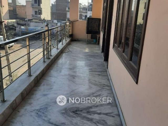 Property for rent in Hariana