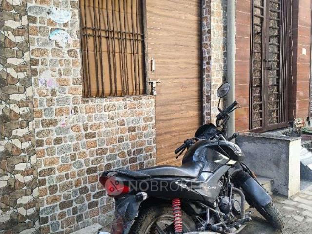 Property for rent in Hariana