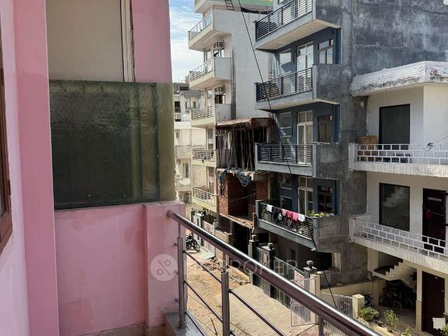 Property for rent in Hariana