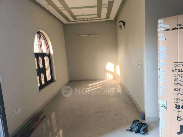 Property for rent in Hariana