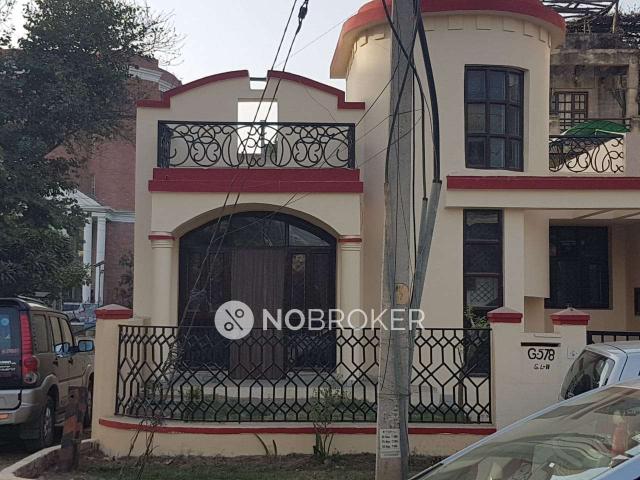 Property for rent in Hariana