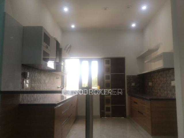 Property for rent in Hariana