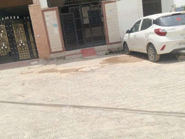 Property for rent in Hariana
