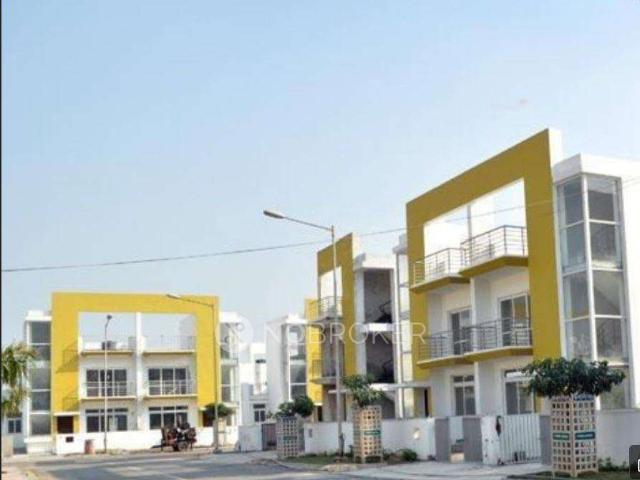 Property for rent in Hariana