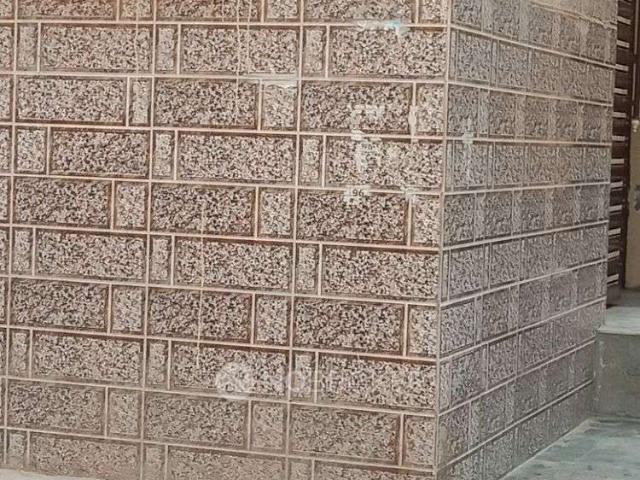 Property for rent in Hariana