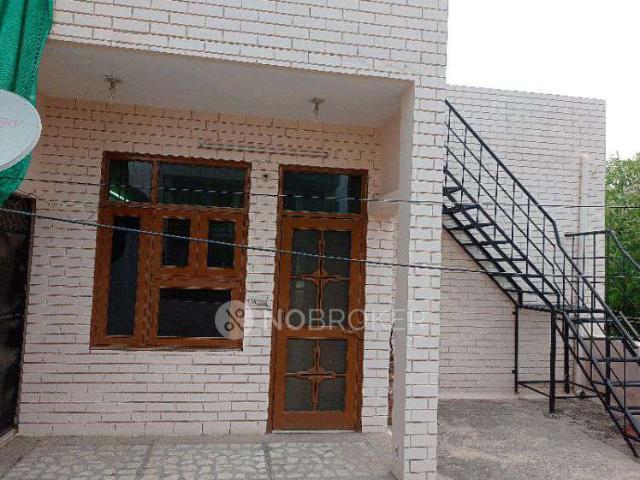 Property for rent in Sector 8, Faridabad