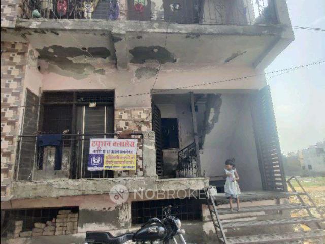 Property for rent in Hariana