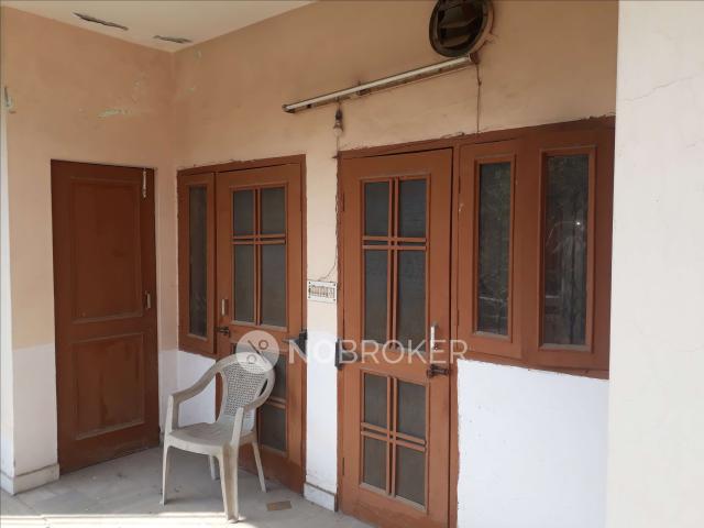Property for rent in Hariana