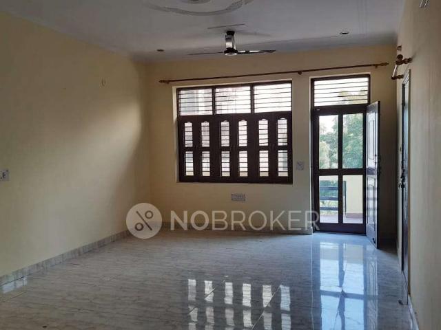 Property for rent in Hariana