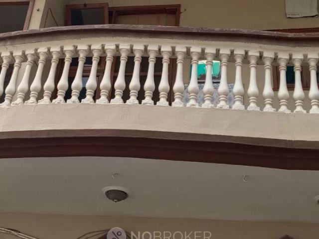 Property for rent in Hariana