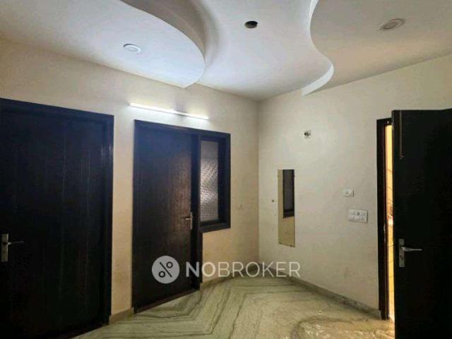 Property for rent in Deri