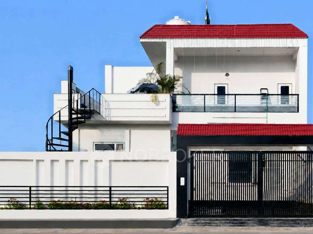 Property for rent in Hariana