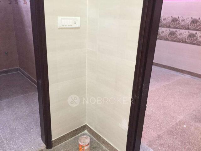 Property for rent in Hariana