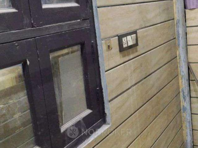 Property for rent in West Delhi, Deri