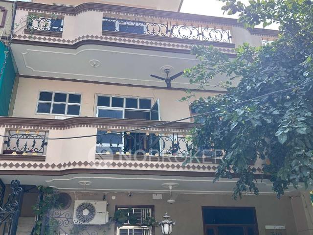 Property for rent in Sector 4, Gurugram