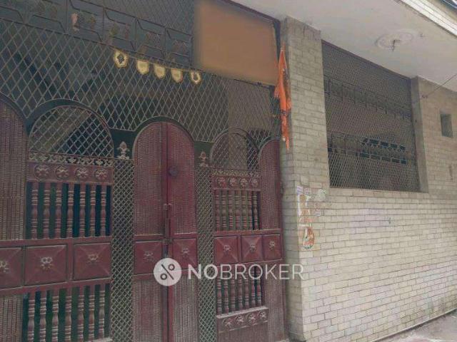Property for rent in West Delhi, Deri