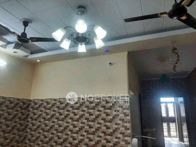 Property for rent in West Delhi, Deri