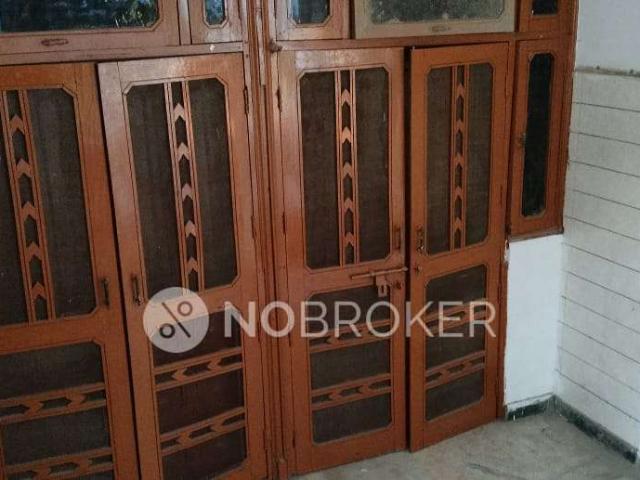 Property for rent in West Delhi, Deri