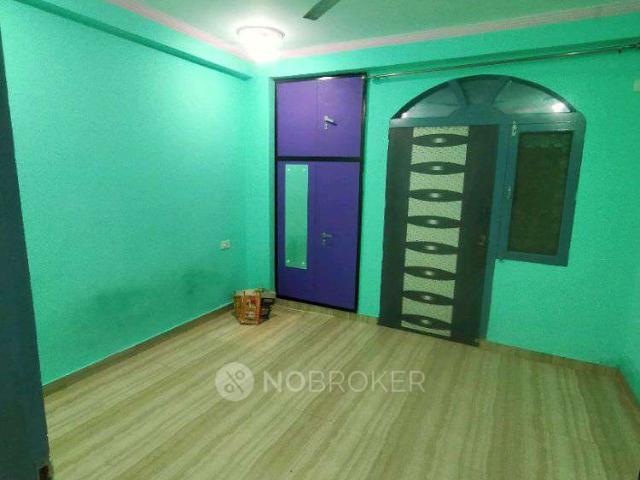 Property for rent in Deri