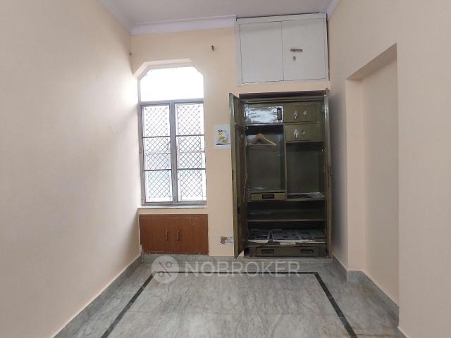 Property for rent in West Delhi, Deri