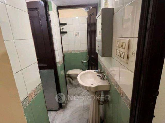Property for rent in West Delhi, Deri